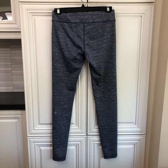 Ivivva by Lululemon reversible girls leggings 🍋 - Picture 6 of 12